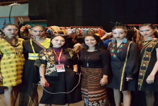 Busana Berbahan Sampah Plastik Jadi Perhatian di IFW 2019 - GenPI.co