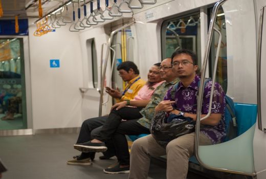 MRT Jakarta Sudah Beroperasi Komersial, Kamu Harus Tahu Ini - GenPI.co