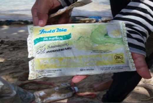 Netizen: Cukup Bungkus Indomie yang Terombang-ambing, Tapi Cintamu Jangan - GenPI.co