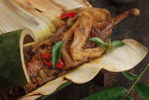 Nikmatnya Bebek Timbungan, Kuliner Era Kerajaan di Bali - GenPI.co