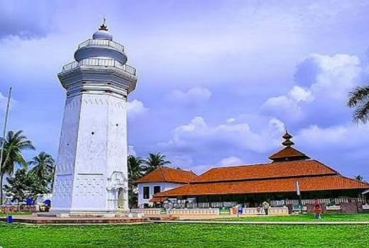 Wisata Banten Lama Dijaga 31 Satpol PP Pariwisata - GenPI.co