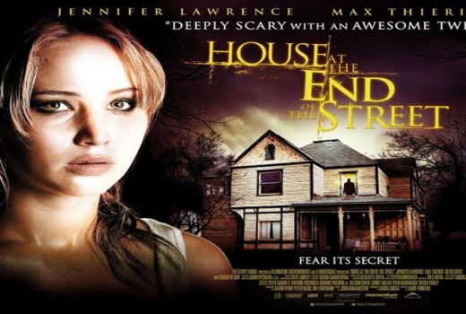 Paling Dicari, Ini Sinopsis Film House at The End of The Street - GenPI.co