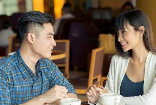 Ladies, Catat 5 Tampil Cantik Saat Kencan Bareng Pacar - GenPI.co
