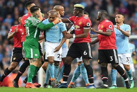 Apa Kabar MU? Cuitan Netizen Memang Menyakitkan - GenPI.co