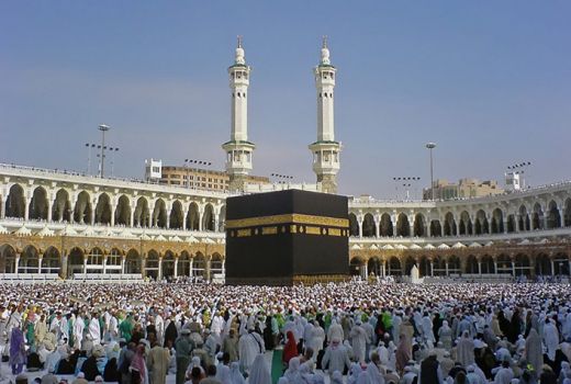 Pesan Paket Umroh Kini Bisa dengan Aplikasi - GenPI.co