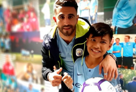 Rezky Korban Tsunami Palu Bertemu Pemain Manchester City - GenPI.co