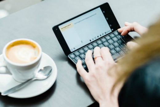 Ponsel Ini Bikin Pengen Ngebanting Smartphone yang Kamu Miliki - GenPI.co
