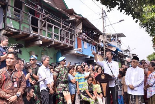 Jokowi Pidato Kemenangan di Kampung Deret Johar Baru - GenPI.co