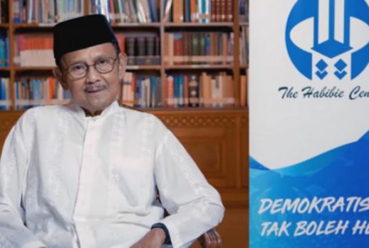 BJ Habibie Tegaskan Kondisi Saat Ini Beda dengan 1998 - GenPI.co