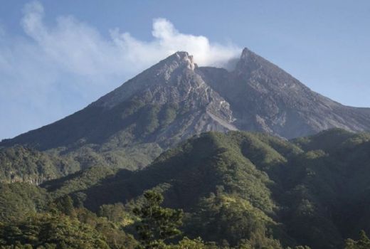 BPBD Sleman Buat Aplikasi pemantau Gunung Merapi - GenPI.co