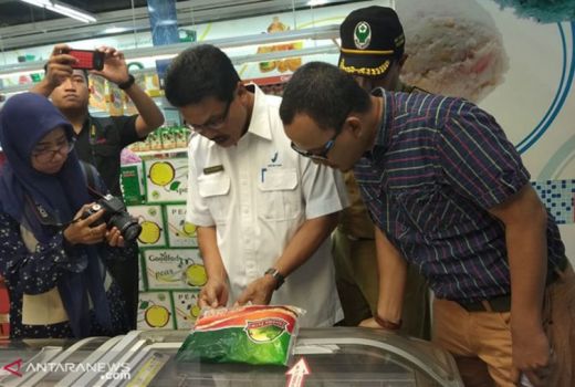 Ada Produk Kadaluwarsa di Hypermart, Cek Ulang Saat Belanja ya! - GenPI.co