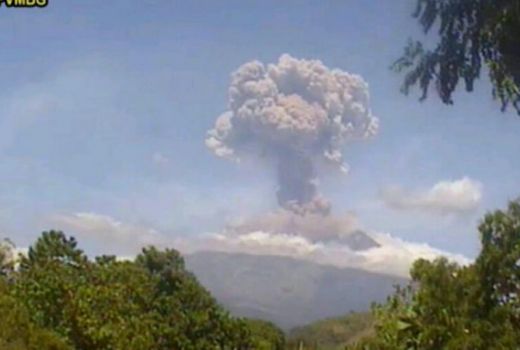 Status Gunung Agung Bali Masih Tingkat Siaga - GenPI.co