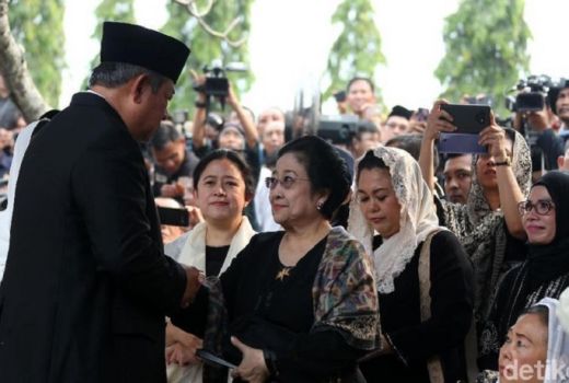Megawati dan SBY Salaman di TMP Kalibata, Ini yang Dibicarakan - GenPI.co