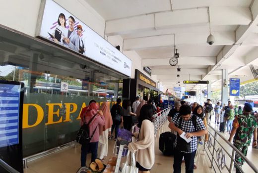 Tak Punya Pilihan, Sejumlah Pemudik Tetap Gunakan Pesawat - GenPI.co