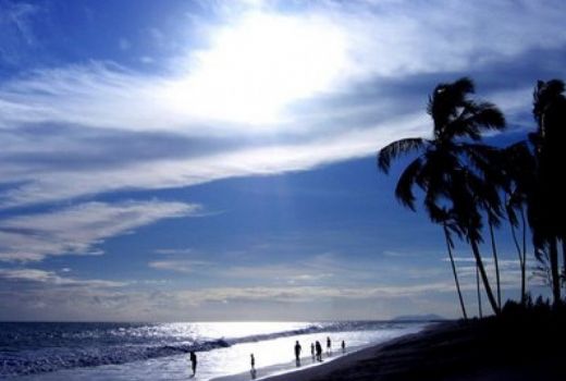 Destinasi Wisata Pantai Sasak Pasaman Barat Padat Pengunjung - GenPI.co
