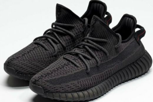 Warga Sampai Pinjam Duit Demi Memiliki Adidas Yezzy 350 V2 Black - GenPI.co