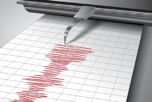 Pagi Buta, BMKG Rilis Maluku Utara Diguncang Gempa Magnitudo 5,8 - GenPI.co