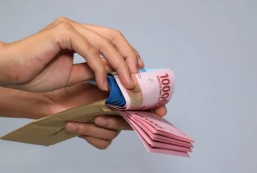 Keuangan Terkuras Anak Mau Sekolah, Ngutang atau Gadai? - GenPI.co