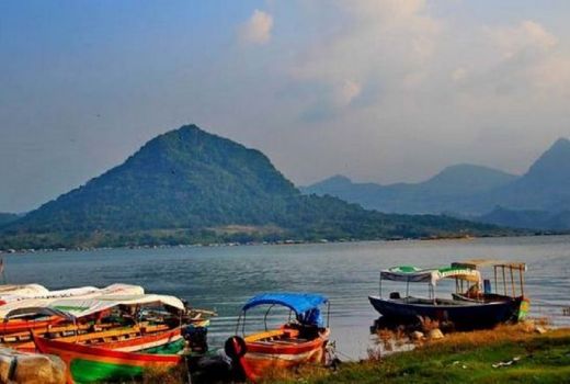 Jabar Bakal Perbaiki 30 Destinasi wisata - GenPI.co