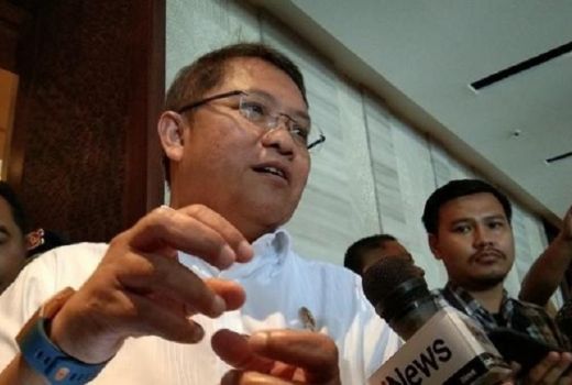 Menkominfo: Buka Akun Media Sosial Pakai Nomor Ponsel - GenPI.co