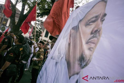 Alumni 212 Ikuti Instruksi Rizieq Gelar Demo Kawal Sidang MK - GenPI.co