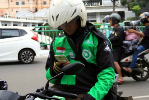 Jawaban Sadis Emak-Emak Saat Driver Ojol Ngeluh Soal Utang Negara - GenPI.co