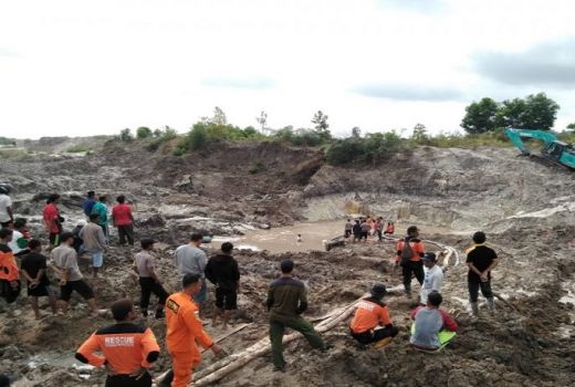 Tambang Timah di Bangka Longsor, 3 Orang Meninggal - GenPI.co