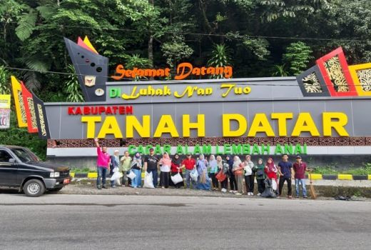 Pemkab Tanah Datar Adakan Aksi Bersih di Objek Wisata Lembah Anai - GenPI.co