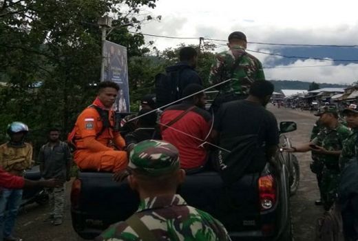 35 Anggota SAR Cari Helikopter MI 17 yang Hilang Kontak - GenPI.co