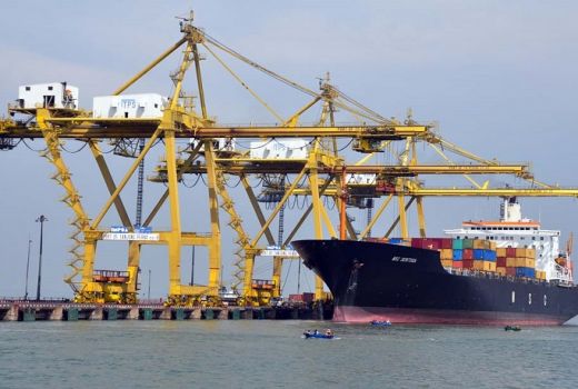 YLKI Sebut di Pelabuhan Masih Banyak Pungli - GenPI.co