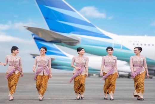 Kebaya Pertiwi untuk Pramugari Garuda - GenPI.co