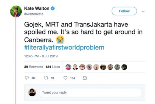 Penulis Australia: GoJek, MRT, dan TransJakarta Bikin Saya Manja - GenPI.co