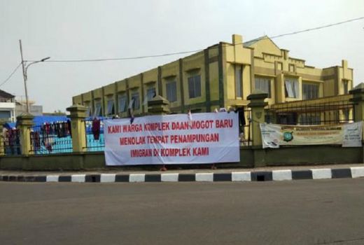 Wali Kota Jakbar: Copot Spanduk Penolakan Pencari Suaka - GenPI.co
