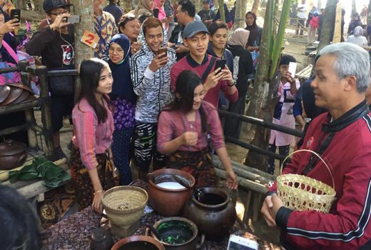 Diam-diam Ganjar Pranowo Kerap Pergi Ke Dukun - GenPI.co