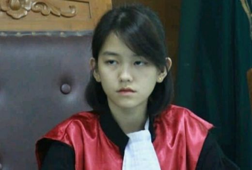 Sebut Hakim Leanna Leonardo Cantik, Cowok Ini Hampir Diputusin - GenPI.co