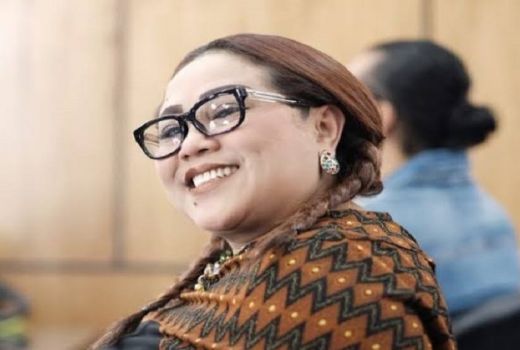 Duh, Komedian Nunung Ditangkap Pesta Sabu di Rumahnya - GenPI.co