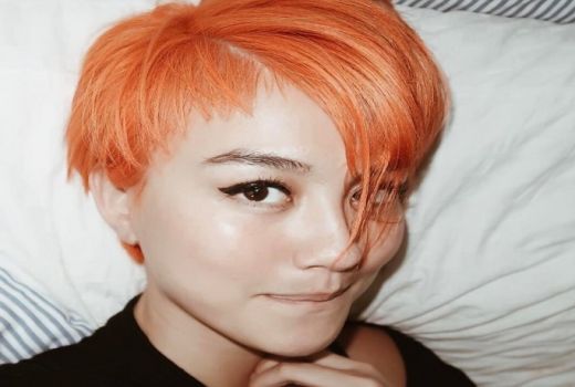 Mau Ganti Warna Rambut ala Agnez Mo? Begini Cara Merawatnya - GenPI.co