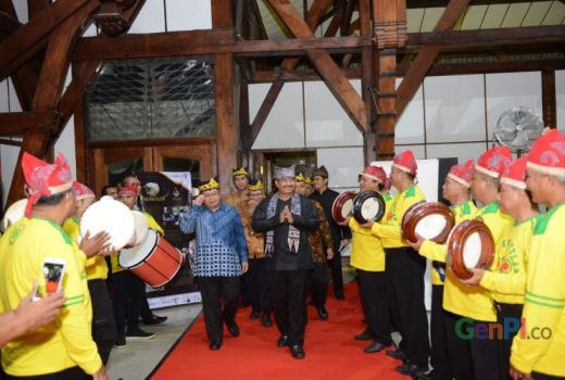 Ukawangi ITB Sukses Hadirkan Pagelaran Sewu Kelir Blambangan - GenPI.co