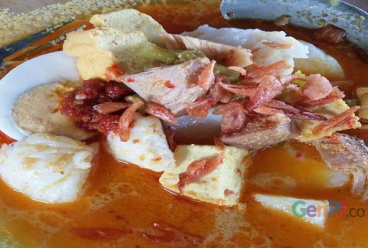 Lontong Sayur Kaki Lima Cita Rasa Hotel Bintang Lima - GenPI.co