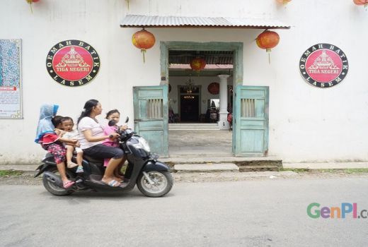 'Tiongkok Kecil' Jadi Incaran Wisatawan - GenPI.co