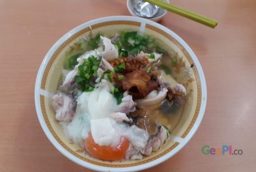 Lagi di Pontianak? Jangan Lewatkan Kelezatan Bubur Ikan Ahian - GenPI.co