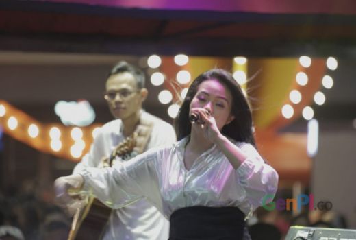 Yura Yunita Sukses Bikin Baper Pengunjung Java Jazz 2019 - GenPI.co