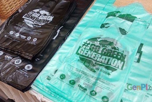 Kantong Plastik Ini Terbuat dari Singkong - GenPI.co