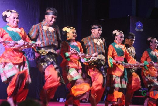 Inilah Sanggar Seni Tuah Pustaka, Langganan Juara di Festival Tari Bintan - GenPI.co