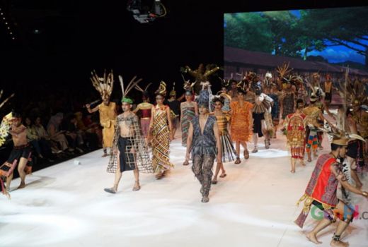 Indonesia Fashion Week 2019 Kampanyekan Busana Ramah Lingkungan - GenPI.co