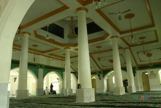 Masjid Tua ini Miliki Ratusan Kitab Kuno - GenPI.co