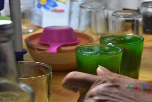 Aia Aka, Minuman Tradisional Sumbar Kaya Manfaat - GenPI.co