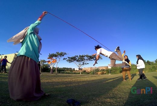 Tebarkan Kreativitas Positif di Ruang Terbuka Taman Batu - GenPI.co