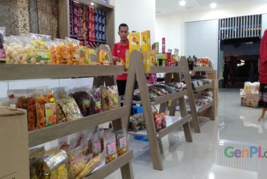Rangkul Semua Usaha Kecil, Tanah Datar Kini Punya Gedung Promosi - GenPI.co