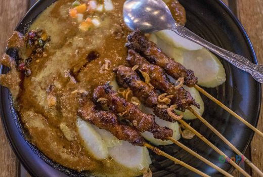Jelang Pemilu, Yuk Cicipi Sate Ayam Organik di Pekanbaru - GenPI.co